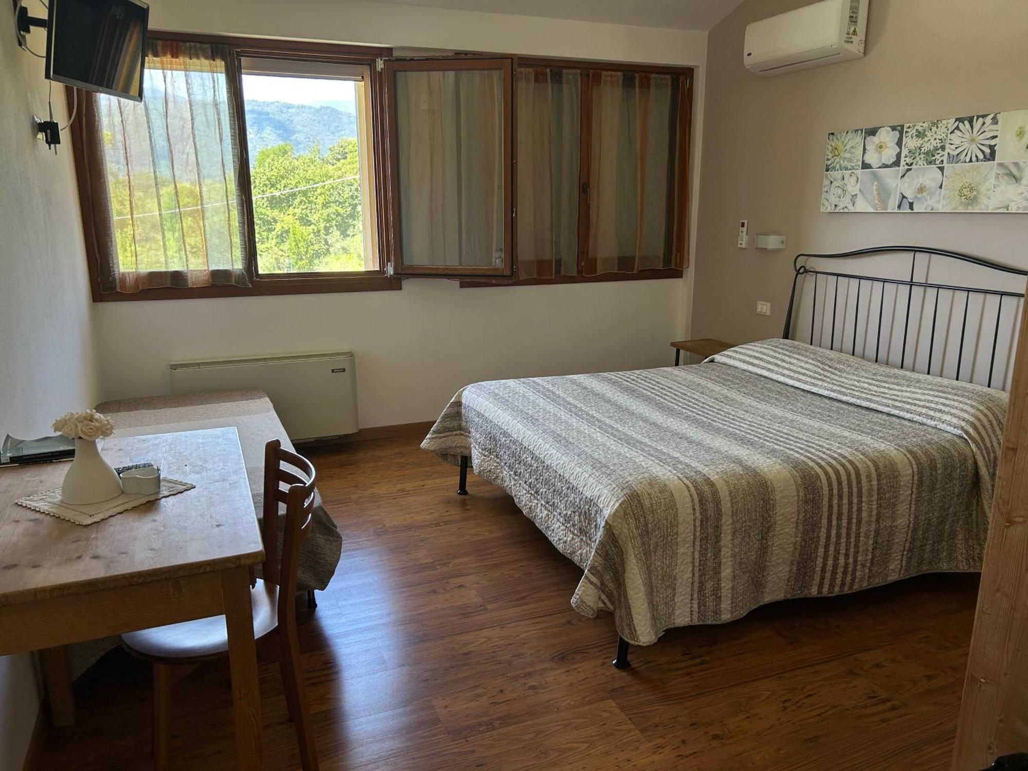 فالدوبياديني Country House La Montagnola المظهر الخارجي الصورة